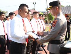 Kapolres Aceh Utara Berikan Reward kepada 19 Personel Berprestasi.