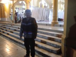 Bhabinkamtibmas Polres Sabang Lakukan Pam Sholat Tarawih Di Masjid Balohan.