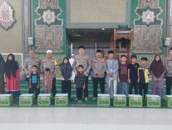 Kapolda dan Wakapolda Aceh Santuni Puluhan Anak Yatim.