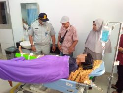 Jasa Raharja Kunjungi Korban Laka Lantas Di Aceh Besar.