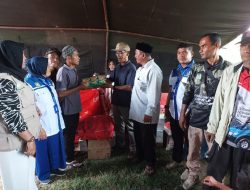 Dinsos Aceh Besar Salurkan Bantuan Masa Panik Korban Kebakaran Cot Raya.