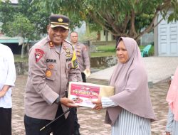 Alumni AKABRI 91 Polres Aceh Besar Gelar Baksos Dan Bagikan 100 Paket Sembako.