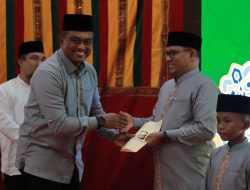 Kapolres Aceh Besar Bersama Pj Bupati Melepas Khafilah MTQ Kabupaten Aceh Besar.