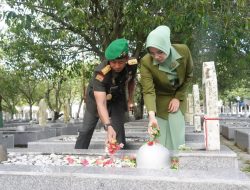 Pangdam IM Ziarahi Taman Makam Pahlawan Banda Aceh.