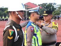 Wakapolda Aceh Pimpin Apel Gelar Pasukan Operasi Lilin Seulawah 2023.