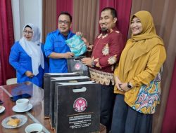 Promosikan Batik ‘Nyan Cap’ di HPN, Ketua Dekranasda Aceh Besar Apresiasi PWI dan IKWI Aceh.