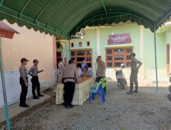 Personel Polres Aceh Besar Gelar Patroli Ke Kantor PPK Seulimeum.