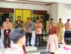 Kapolres Pidie Hadiri Pelepasan Kontingen Pramuka Kwarcab Pidie Untuk Mengikuti MTR Ke-XXIII.