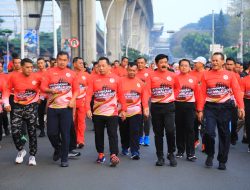 Kapolri Buka Bhayangkara Fun Walk 2024.