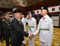 Pj Gubernur Kukuhkan Anggota Paskibraka Aceh Tahun 2024.