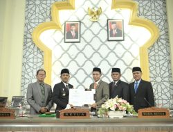 DPRK dan Pemko Banda Aceh Tandatangani Nota Kesepakatan KUA-PPAS APBK Tahun 2025.