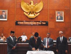Pj Gubernur Tandatangan Rancangan KUA dan PPAS 2025.