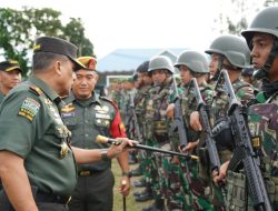 Pangdam IM Pimpin Apel Gelar Pasukan di Lanud SIM dalam rangka Pengamanan Kunjungan Presiden RI ke Aceh.
