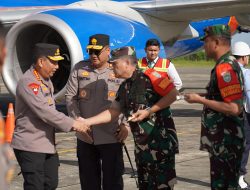 Pangdam IM Sambut Kedatangan Panglima TNI dan Kapolri di Lanud Sultan Iskandar Muda.