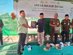 Jaksa Gelar Sosialisasi UU ITE dan Bahaya Hoaks Kepada Santri di Dayah.