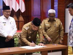 Pj Bupati Aceh Besar Hadiri Penyerahan DIPA dan TKD 2025.
