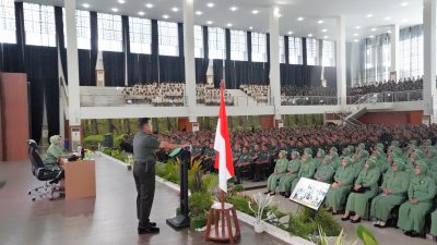 Pangdam IM Berikan Pengarahan Kepada Personel, PNS dan Persit di Banda Aceh.