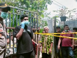 Warga Banda Raya Ditemukan Tewas Gantung Diri, Polisi Pasang Police Line di TKP.