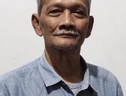 Untuk Etika dan Standar Jurnalisme, Wartawan Dituntut Menaati Kode Etik Jurnalistik.