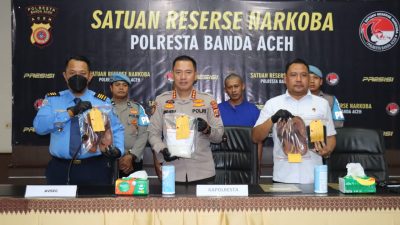 Dua Warga Bogor Ditangkap di Bandara SIM Saat Hendak Terbangkan 900 Gram Sabu ke Jakarta.