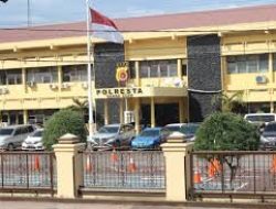 Satreskrim Polresta Banda Aceh Periksa Terduga Terlapor Dalam Perkara KDRT.