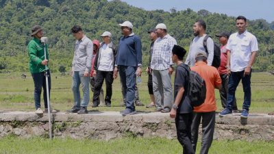 Kemenag Aceh Besar Lakukan Pengukuran Tanah Wakaf di Pulo Aceh.