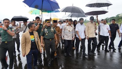 Pangdam IM Sambut Hashim Djojohadikusumo di Bandara Cut Nyak Dhien.