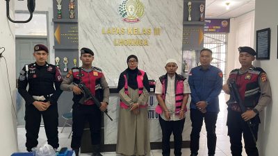 Tim Penyidik Kejati Aceh Serahkan Tersangka dan Barang Bukti BGP Kepada Penuntut Umum Kejaksaan Negeri Aceh Besar.