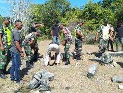 Prajurit Kodam IM Bersihkan Makam Raja Nagari Bihari Di Pidie.
