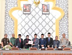 Pemkot Serahkan Dokumen R-KUA-PPAS Tahun Anggaran 2026 Ke DPRK Banda Aceh.