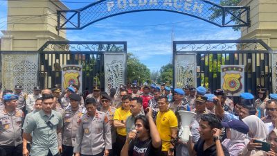 Kapolda Aceh Apresiasi Pendemo Yang Menyampaikan Aspirasi Dengan Tertib.