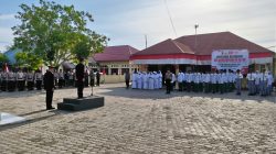 KabagRen Polresta Banda Aceh Pimpin Upacara HUT Ke 80 Kemerdekaan RI di Polsek Krueng Barona Jaya.