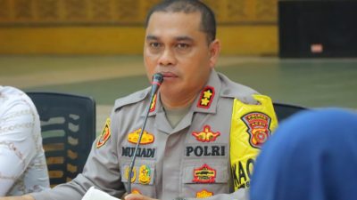 Kapolres Aceh Tamiang Himbau Pengunjuk Rasa Sampaikan Aspirasi dengan Santun dan Jangan Anarkis.