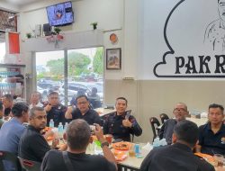 Dansat Brimob Polda Aceh Silahturahmi dengan Insan Pers.