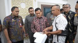 Wagub Fadhlullah Pimpin Rapat Penyelesaian Pembayaran Tanaman Tanam Tumbuh di Proyek Tol Padang Tiji–Seulimeum.