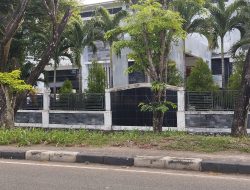 Camat Ulee Kareng Apatis Dengan Berbagai Persoalan Wilayahnya.