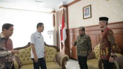 Sekda Aceh Antar Kepulangan Ketua MPR RI .