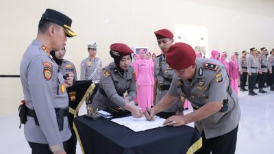 Kapolresta Pimpin Upacara Sertijab Kasatreskrim dan Kapolsek Jajaran.