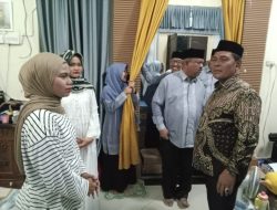 Bupati Syech Muharram Kunjungi Pemondokan Kafilah Aceh Besar MTQ Ke XXXVII Aceh di Pidie Jaya.