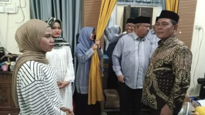 Bupati Syech Muharram Kunjungi Pemondokan Kafilah Aceh Besar MTQ Ke XXXVII Aceh di Pidie Jaya.