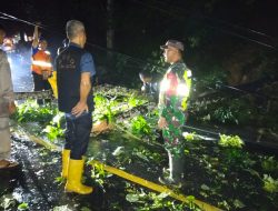 Respon Cepat Prajurit Kodam IM  Pulihkan Akses Jalan yang Tertutup Longsor Akibat Hujan Lebat.