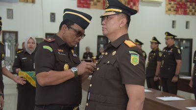 Kajati Aceh Lantik Wakajati, 5 Asisten dan 15 Kajari.
