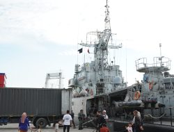 BKO Guskamla Koarmada I Kirim Bantuan untuk Korban Bencana Aceh.