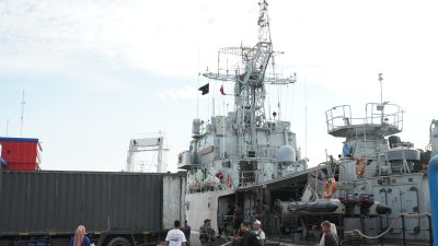 BKO Guskamla Koarmada I Kirim Bantuan untuk Korban Bencana Aceh.