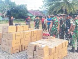 KASAD Pasok Bantuan Ke Daerah Terisolir Pameu Aceh Tengah.