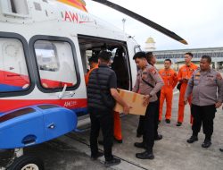 Polda Aceh Kirim Bantuan dan Nakes untuk Korban Banjir di Aceh Tamiang.
