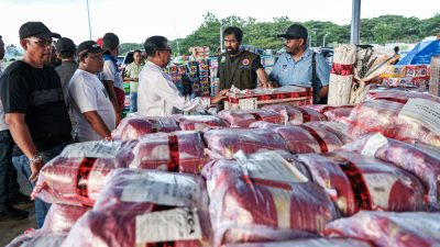 Gubernur Perintahkan Percepat Distribusi Sembako dan Penanganan Akses ke Wilayah Terisolir.