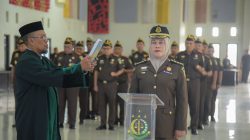 Kajati Aceh Lantik Asisten Perdata dan Tata Usaha Negara.