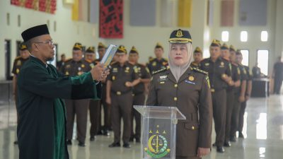 Kajati Aceh Lantik Asisten Perdata dan Tata Usaha Negara.