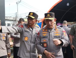 Kapolda Dan Kapolri Tinjau Lokasi Pengungsian Korban Banjir dan Polres Aceh Tamiang.